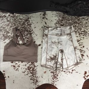 Balance athletics oasis rider shorts and bra set M